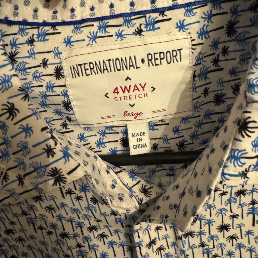 International Report Blue Palm Tree Men's Casual Shirt